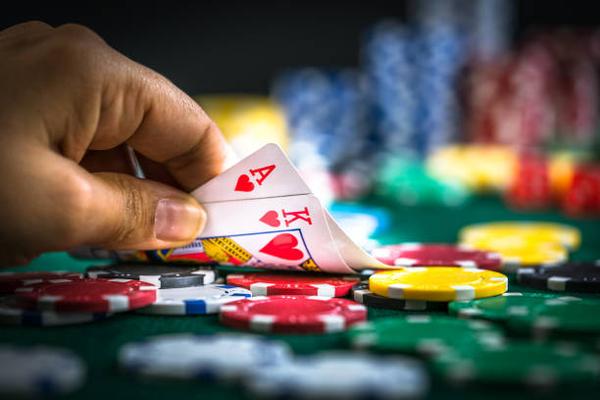 Top Player Poker: Winning and Money Management